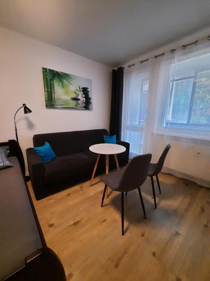 Apartment Klimka With Balcony, Free Wifi And Free Parking Bratislava Exterior foto