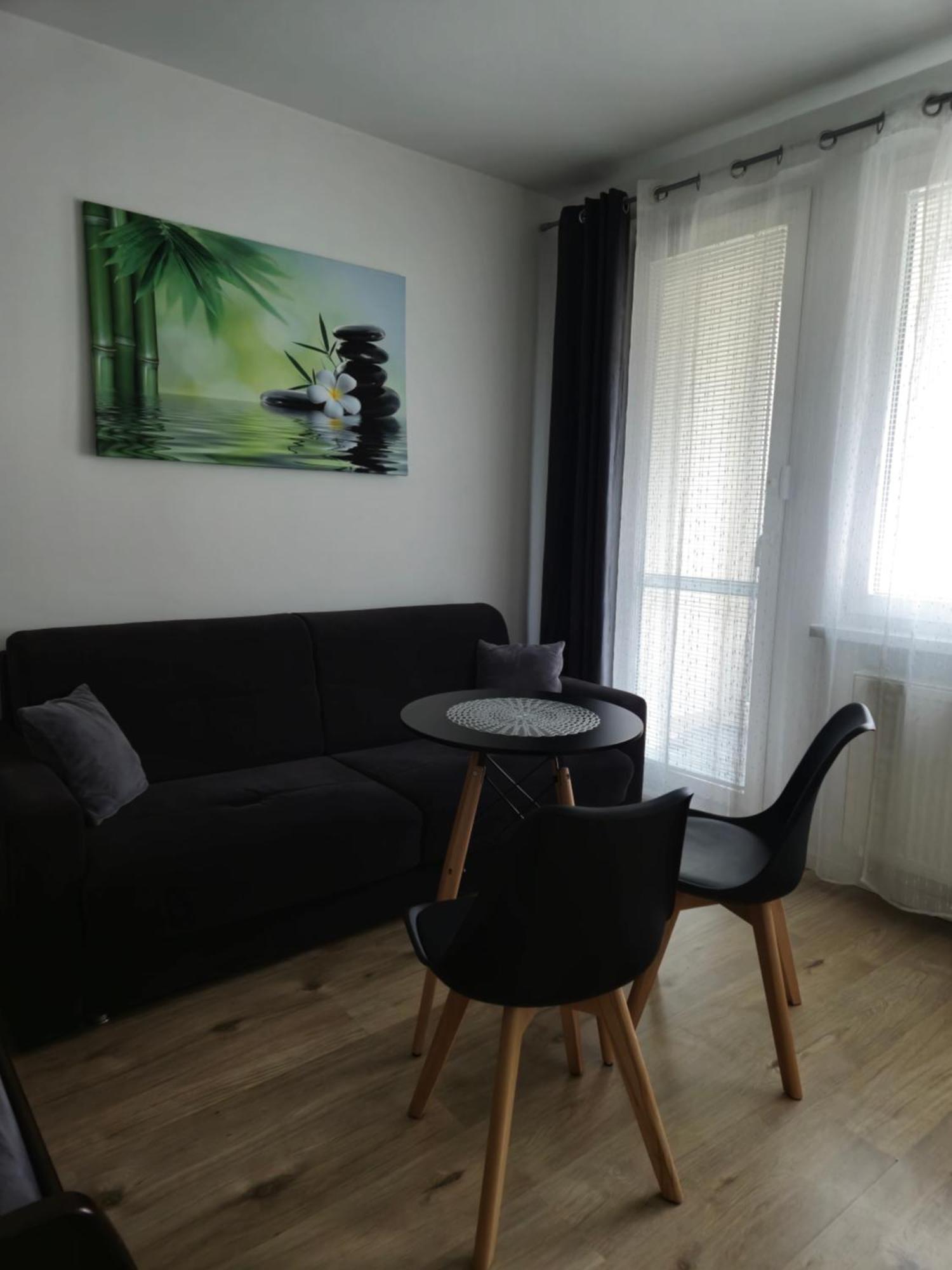 Apartment Klimka With Balcony, Free Wifi And Free Parking Bratislava Exterior foto